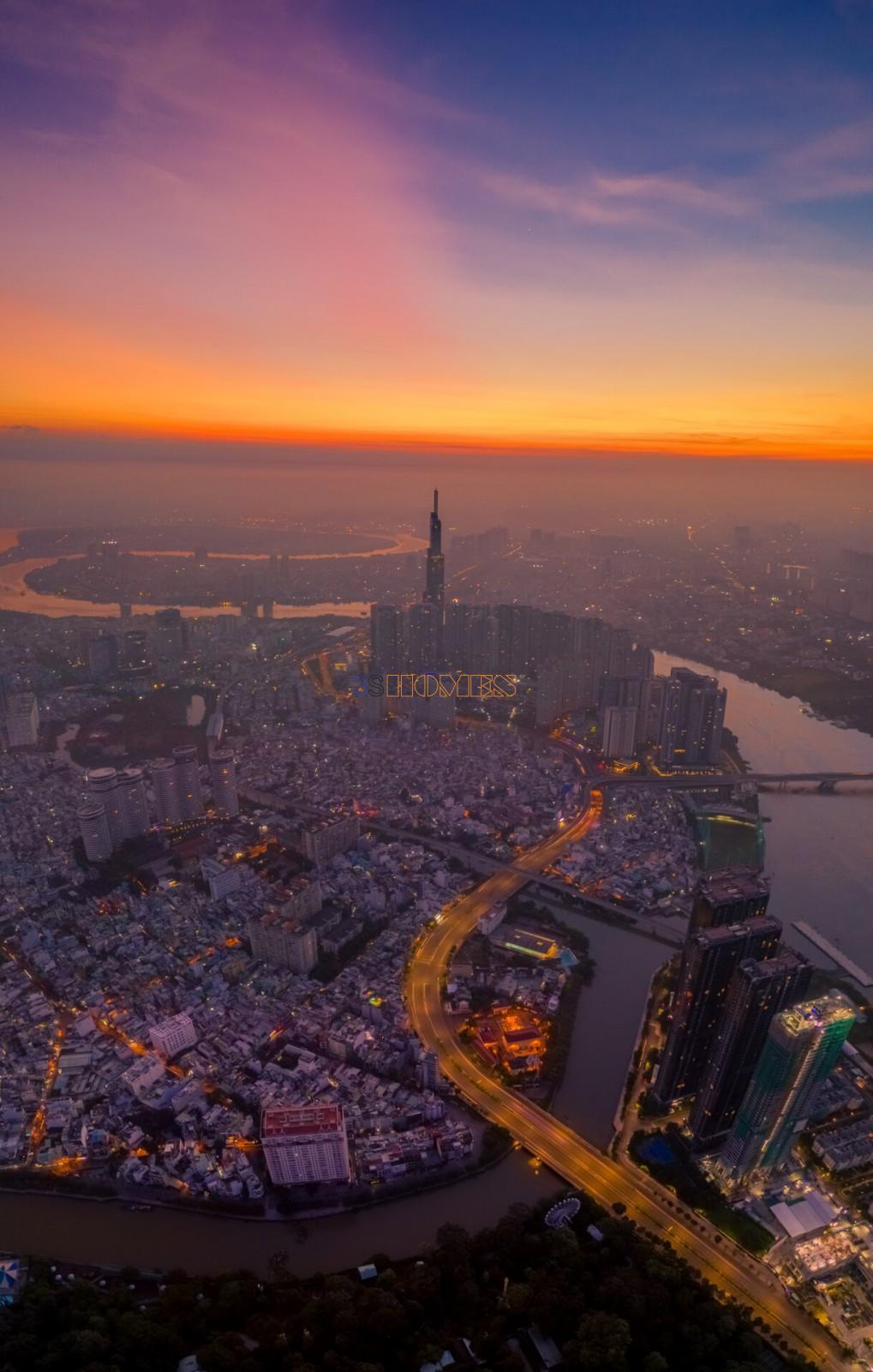 Hoàng hông thành phố Hồ Chí Minh nhìn từ trên cao