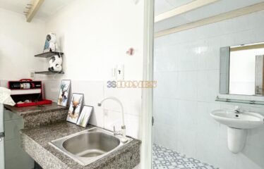 Đã lắp đặt sẵn tủ bếp