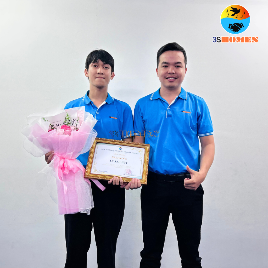 Anh Lê Anh Huy - Nhân viên Kinh doanh được vinh danh Saleking tháng 9 của 3SHOMES